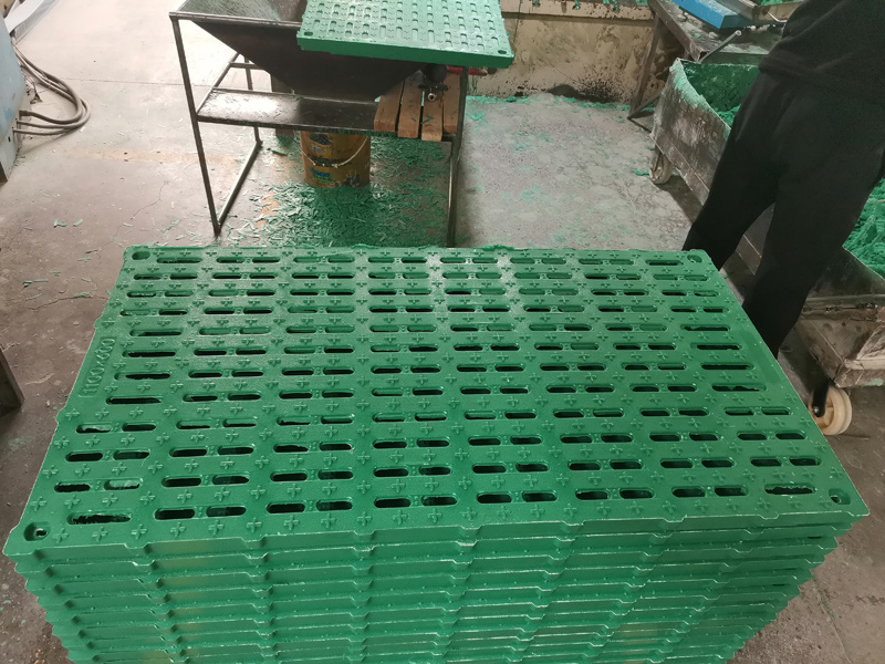 猪牛羊用复合漏粪板
